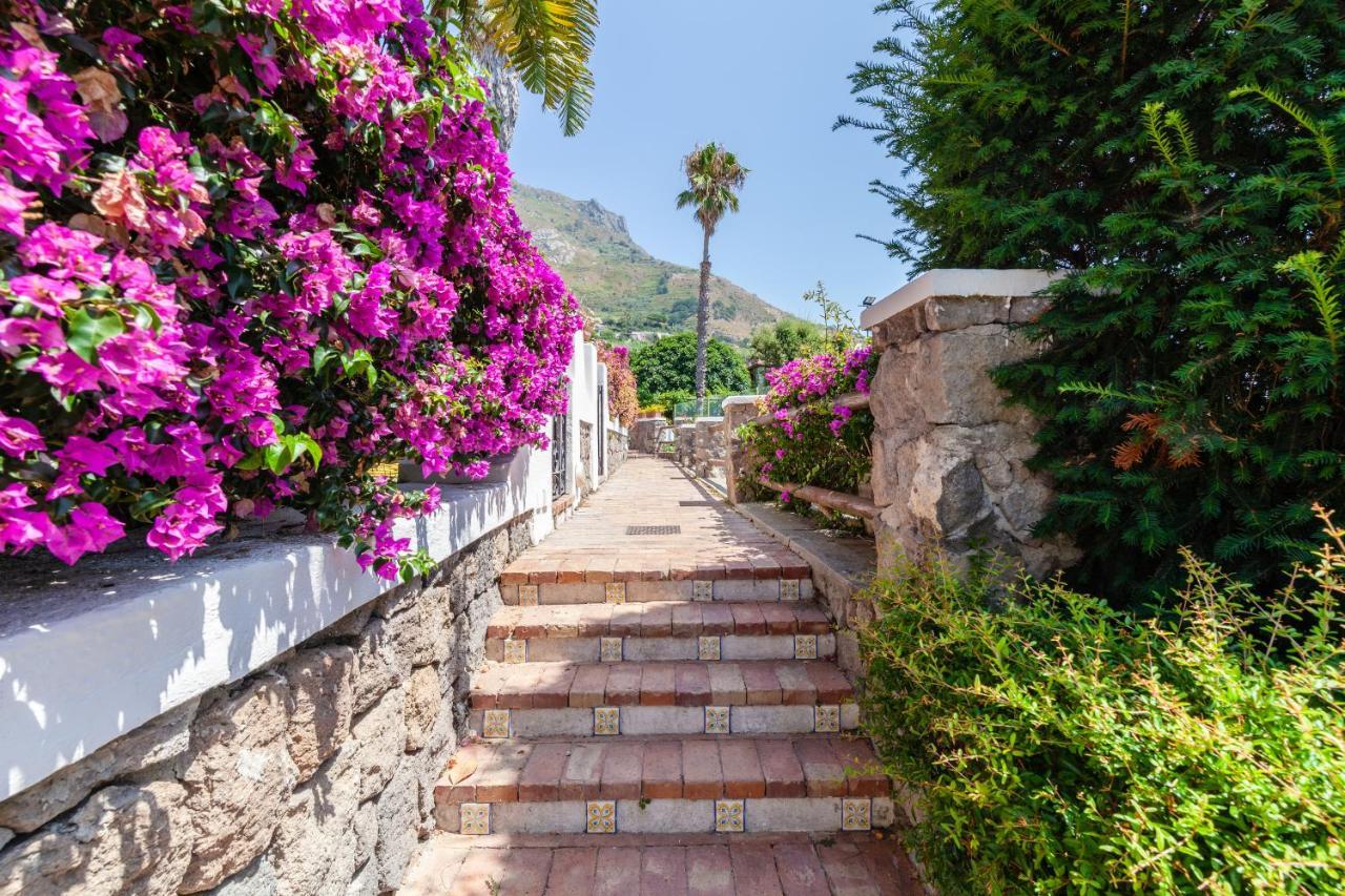 Villetta Con Giardino Esclusivo Di 1000 Mq, Piscina, Tennis, Calcio, Bocce Forio di Ischia Exterior foto