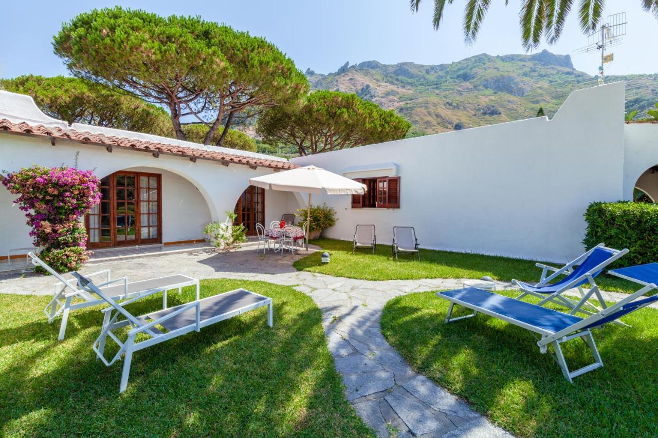 Villetta Con Giardino Esclusivo Di 1000 Mq, Piscina, Tennis, Calcio, Bocce Forio di Ischia Exterior foto