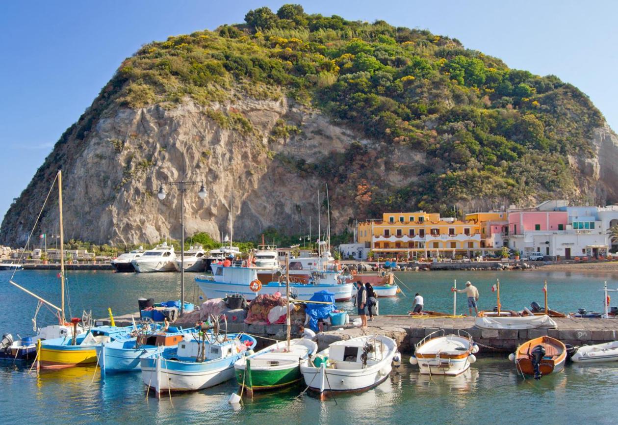 Villetta Con Giardino Esclusivo Di 1000 Mq, Piscina, Tennis, Calcio, Bocce Forio di Ischia Exterior foto