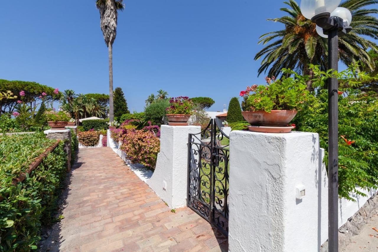 Villetta Con Giardino Esclusivo Di 1000 Mq, Piscina, Tennis, Calcio, Bocce Forio di Ischia Exterior foto