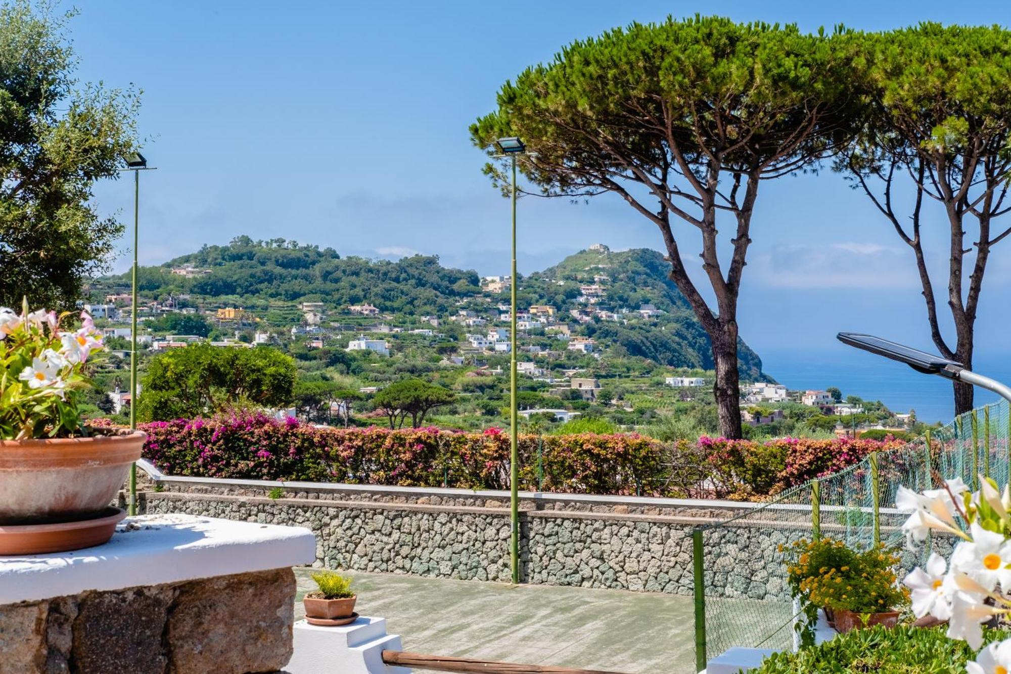 Villetta Con Giardino Esclusivo Di 1000 Mq, Piscina, Tennis, Calcio, Bocce Forio di Ischia Exterior foto